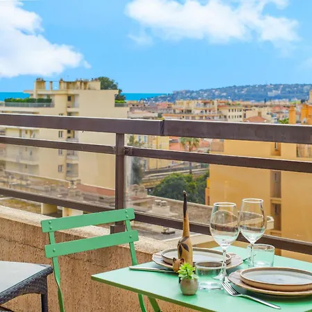 Avec Terrase Et Climatisation * 芒通